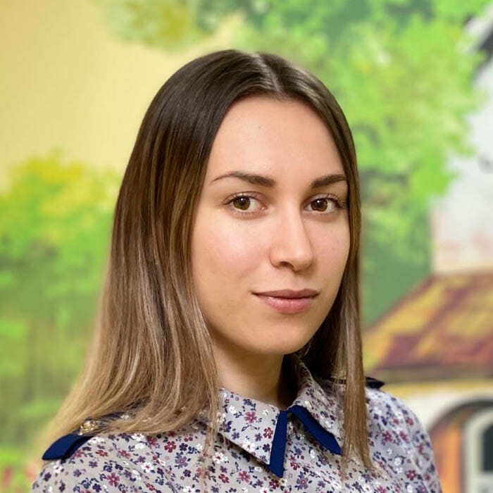 СВЕТЛАНА КРЮЧКОВА - Частный Детский сад Монтессори-центр Мон Ами